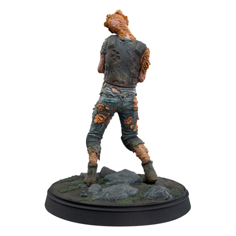 The Last of Us Part II PVC Statue Armored Clicker 22 cm 5