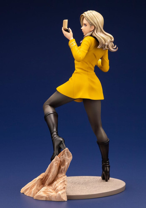 Star Trek Bishoujo PVC Statue 1/7 Command Officer 23 cm 4
