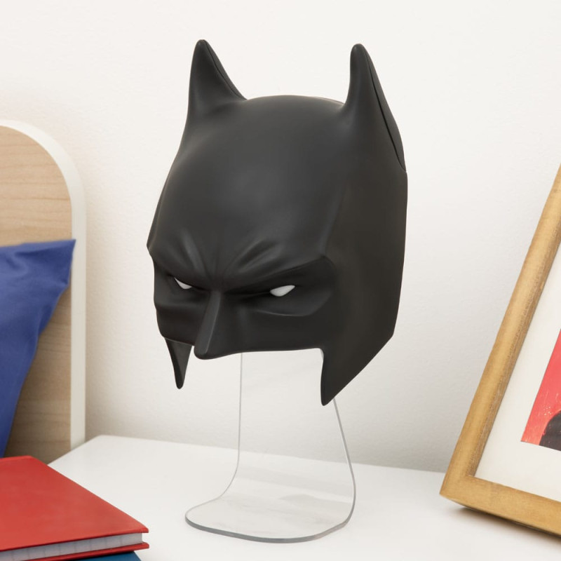 DC Comics 3D LED Light Batman Mask 4