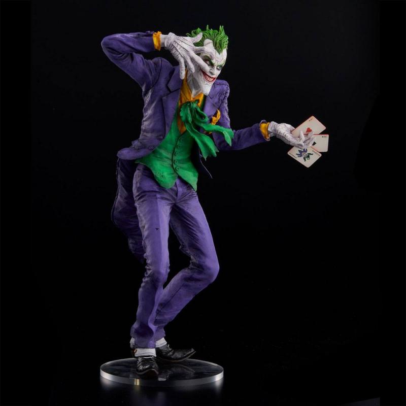 DC Comics: The Joker Laughing Purple Ver. 30cm Sofbinal Soft Vinyl Statue - Union Creative