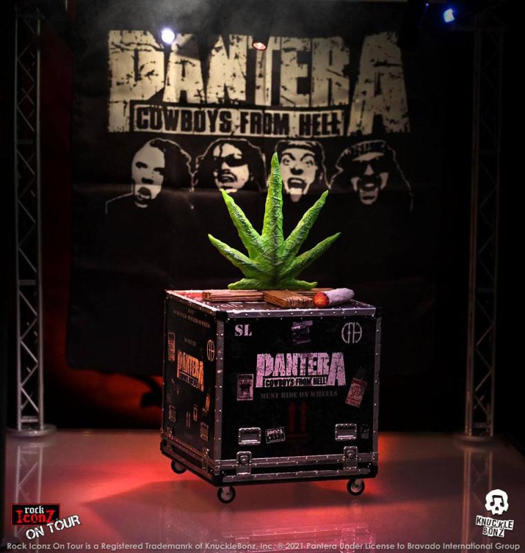 Pantera Rock Ikonz Cowboys From Hell On Tour Road Case Statue + Stage Backdrop