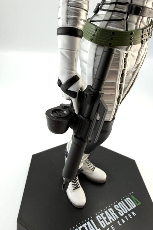 Metal Gear Solid: Snake Eater PVC Figure The Boss 20 cm 3