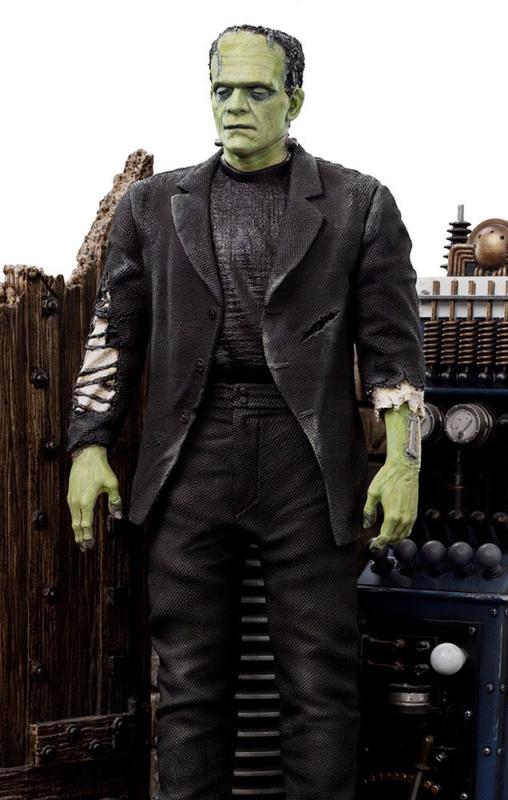 Universal Monsters: Frankenstein Monster 1/10 Deluxe Art Scale Statue - Iron Studios