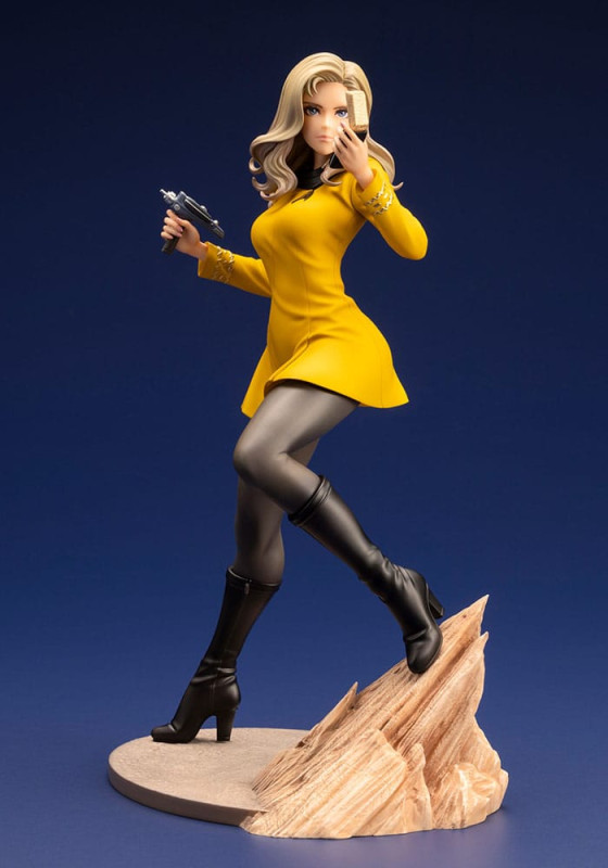 Star Trek Bishoujo PVC Statue 1/7 Command Officer 23 cm 6