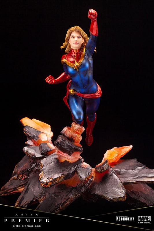 Marvel Universe: Captain Marvel - ARTFX Premier PVC Statue 1/10 - Kotobukiya