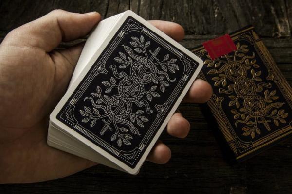 Monarchs Playing Cards 5