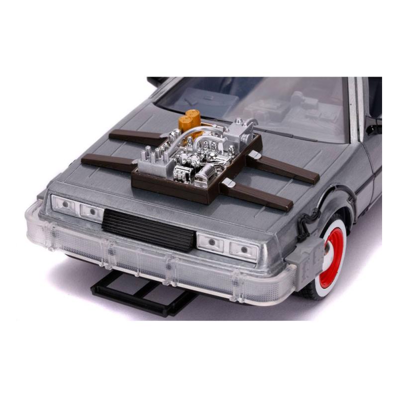 Back to the Future III Hollywood Rides Diecast Model 1/24 DeLorean Time Machine