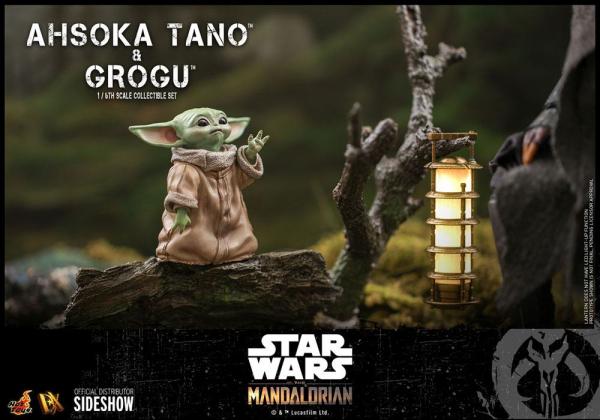 Star Wars The Mandalorian: Ahsoka Tano & Grogu 1/6 Action Figure - Hot Toys