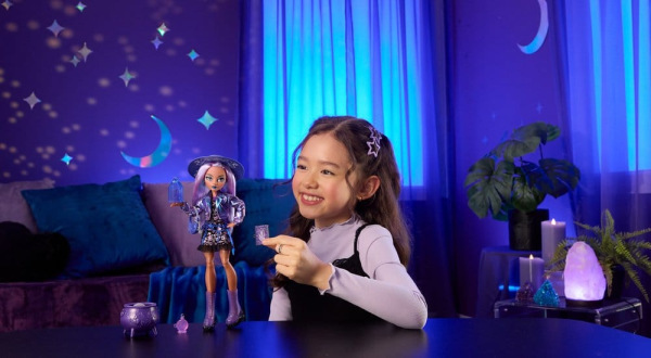 Monster High Moonspell Magic Doll Layla Stone 1
