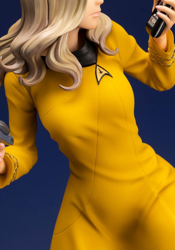 Star Trek Bishoujo PVC Statue 1/7 Command Officer 23 cm 9