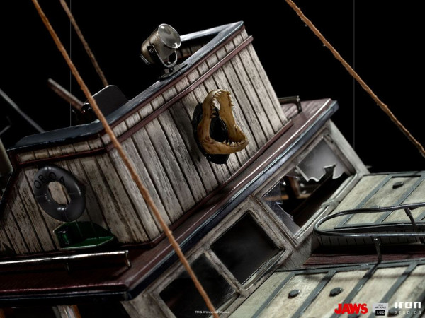 Jaws Demi Art Scale Statue 1/20 Jaws Attack 104 cm 13