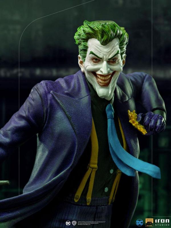 DC Comics: The Joker 1/10 Deluxe Art Scale Statue - Iron Studios