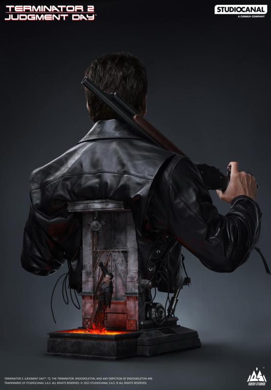 Terminator 2: T-800 Bust 1:1 Queen Studios 15