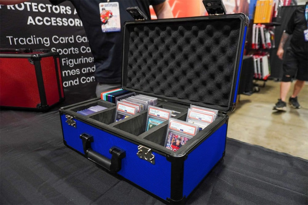 Evoretro Trading Card Storage Box for 120 Cards XL Blue 7