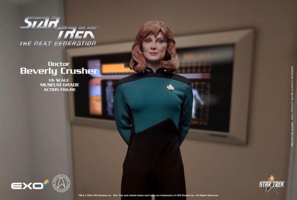 Star Trek: The Next Generation Action Figure 1/6 Dr. Beverly Crusher (Standard Edition) 27 cm