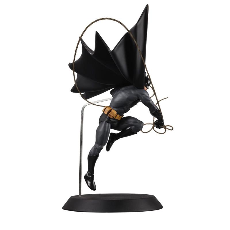 DC Direct Resin Statue DC Designer Series Batman (by Dan Mora) 40 cm