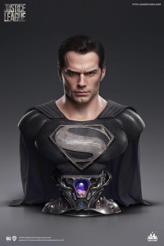 Superman: Superman Black Ver. 1/1 Bust - Queen Studios