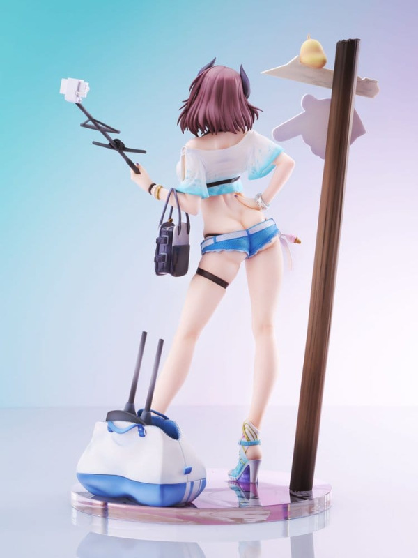 Azur Lane PVC Figure 1/7 Kirishima Bravely Summer 28 cm 3