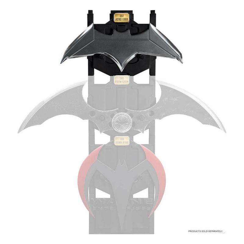Justice League: Batarang 1/1 Replica - Ikon Design Studio