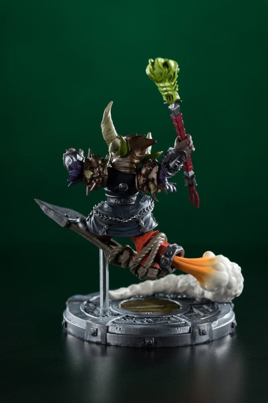 World of Warcraft 1/12 Scale Limited Edition Posed Figure Goblin 19 cm 10