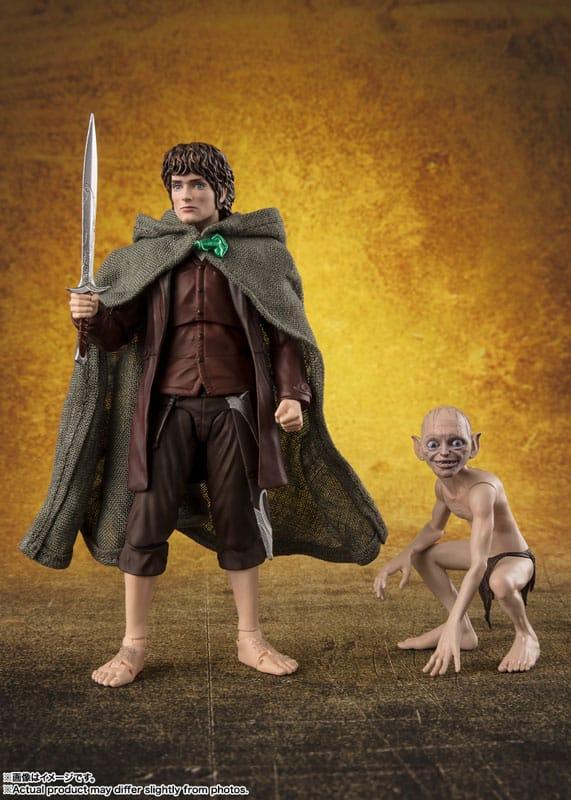 Lord of the Rings S.H. Figuarts Action Figures Frodo Baggins & Gollum 1