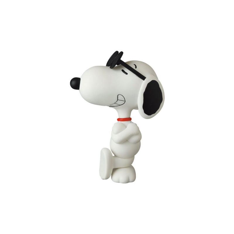 Peanuts: Sunglasses Snoopy 1971 Ver. 16 cm  VCD Vinyl Figure - Medicom