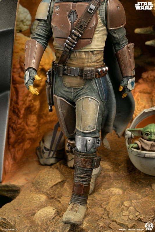 Star Wars: The Mandalorian Fine Art Bust 41 cm 13