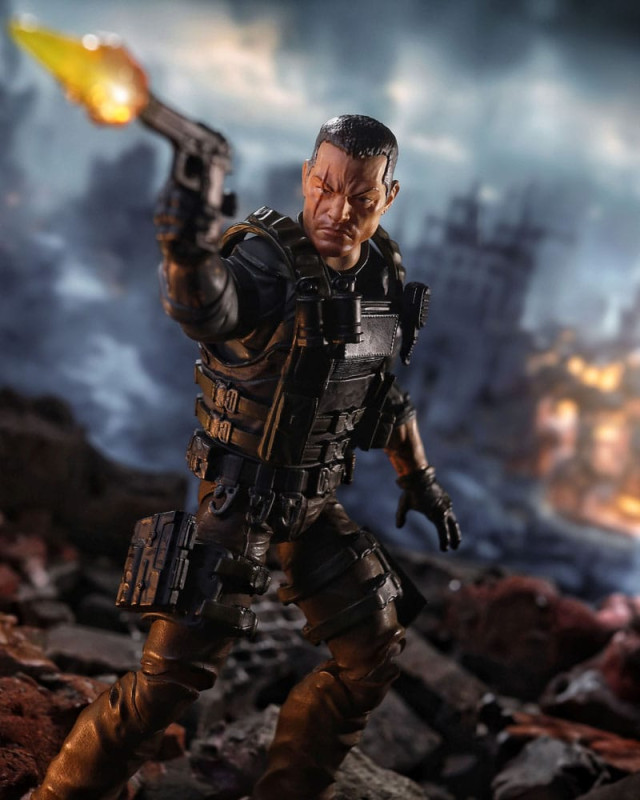 Operation: Monster Force Action Figure 1/12 Declan Van Helsing 15 cm 3