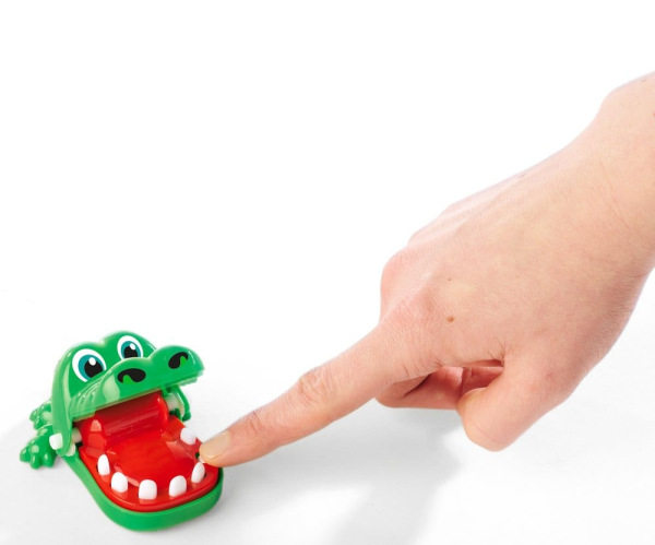 Keychain Mini Biting Crocodile 2