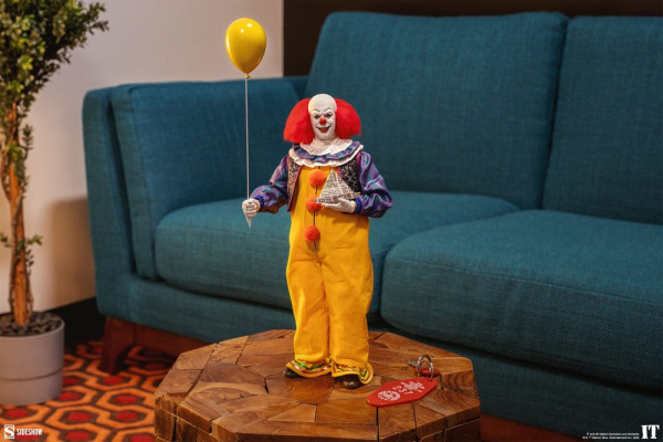 It (1990) Action Figure 1/6 Pennywise 30 cm 1