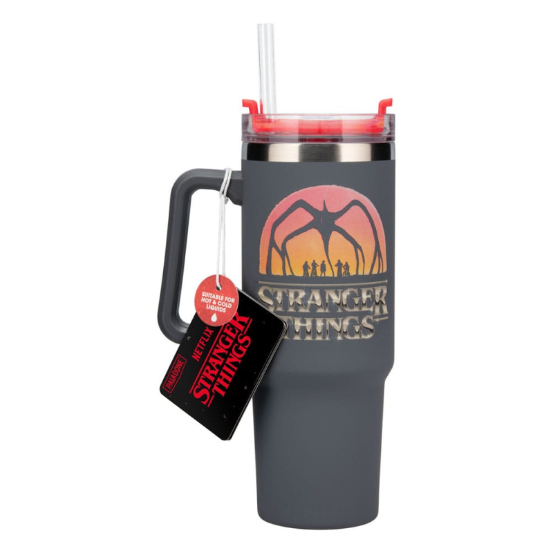 Stranger Things 5 Drinking cup with straw 900 ml 1