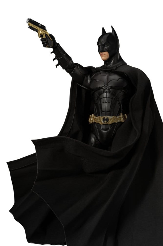 DC Comics Dynamic 8ction Heroes Action Figure Batman (Batman Begins) 21 cm 12