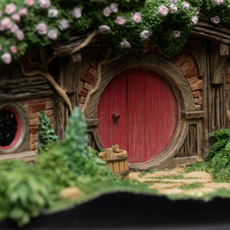The Hobbit: Hobbit Hole 22 Pine Grove 15 cm Statue - Weta Workshop