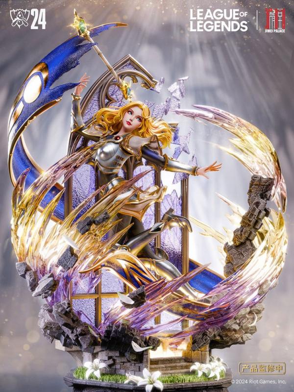 League of Legends Statue Lux 42 cm