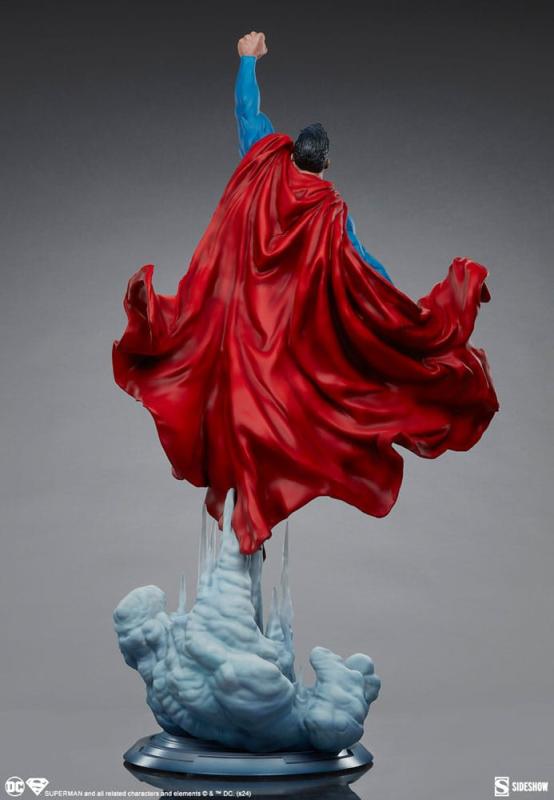 DC Comics Premium Format Statue Superman 84 cm 13