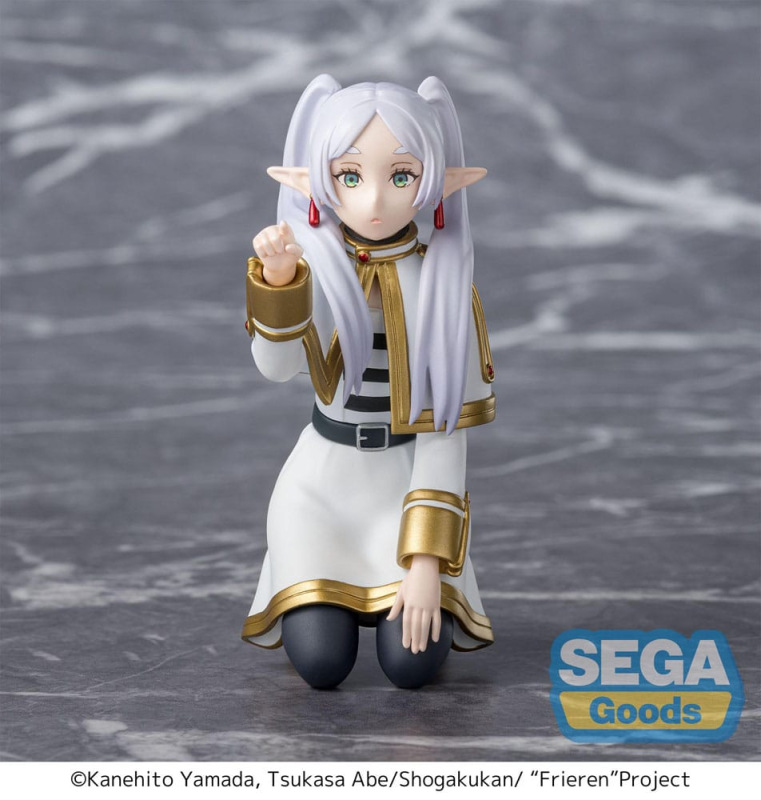 Frieren: Beyond Journey's End PM Perching PVC Statue Frieren Poking Something 10 cm 5