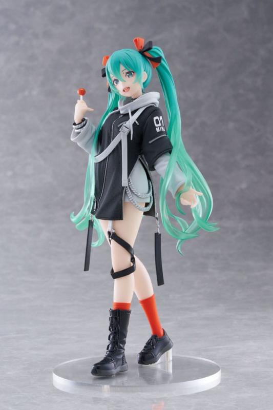 Hatsune Miku Wonderland PVC Statue Fashion Punk Ver. 18 cm