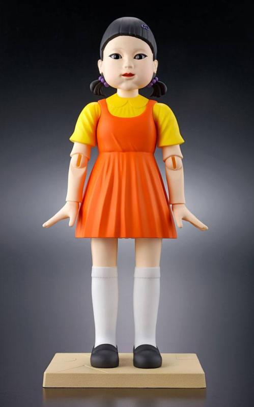 Squid Game: Young-hee Doll 26 cm Tamashii Lab Action Figure - Bandai Tamashii