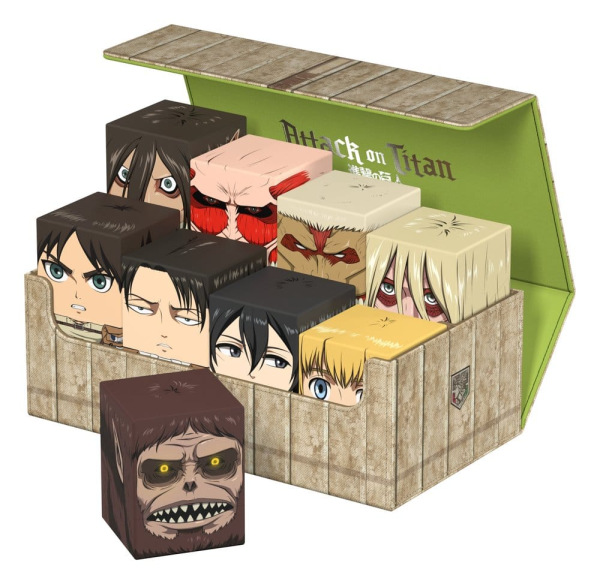 Squaroes - Collectors Case 800 Attack on Titan - Shiganshina District 6
