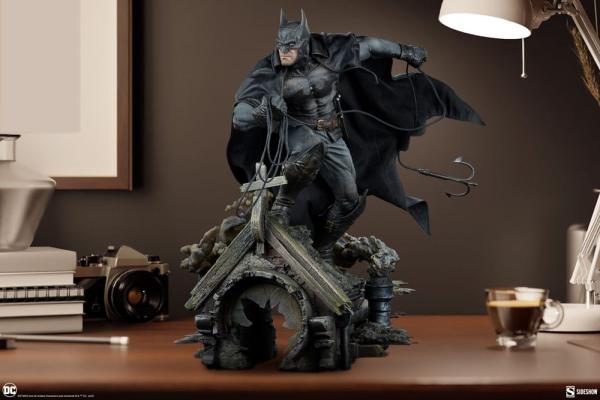 DC Comics: Batman Gotham by Gaslight 52 cm Premium Format Statue - Sideshow Collectibles