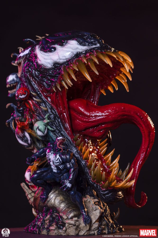 Marvel Life-Size Bust Venom 56 cm 2