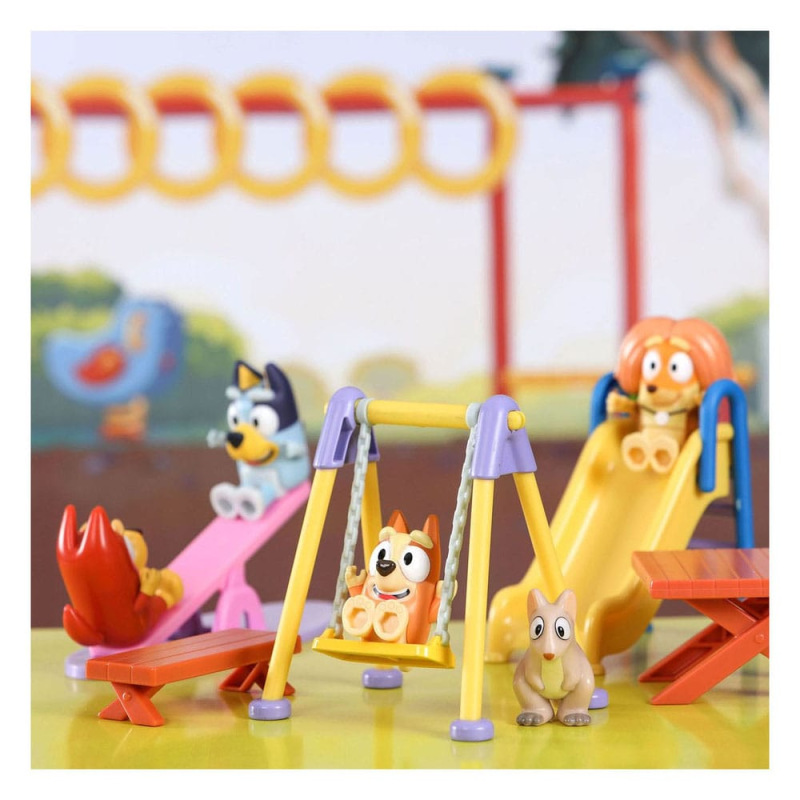 Bluey Mini Figure Playset Bluey Deluxe playground 4