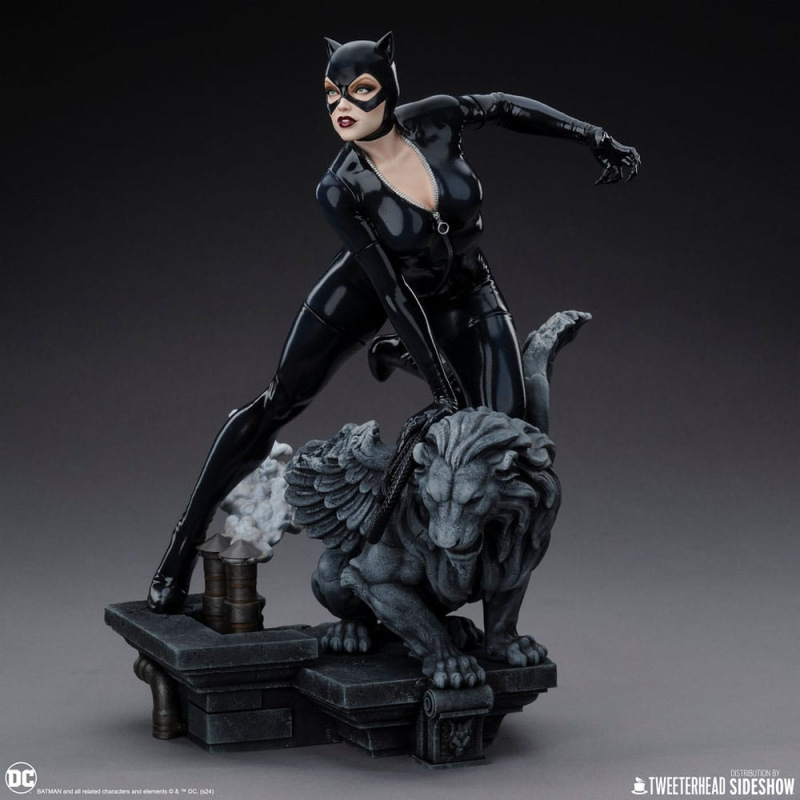 DC Comics Maquette 1/6 Catwoman 35 cm 11