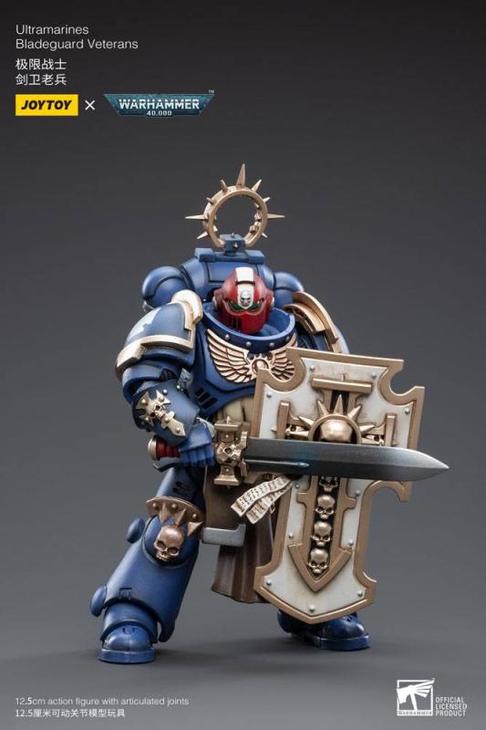 Warhammer 40k: Ultramarines Bladeguard Veteran 1/18 Action Figure - Joy Toy (CN)