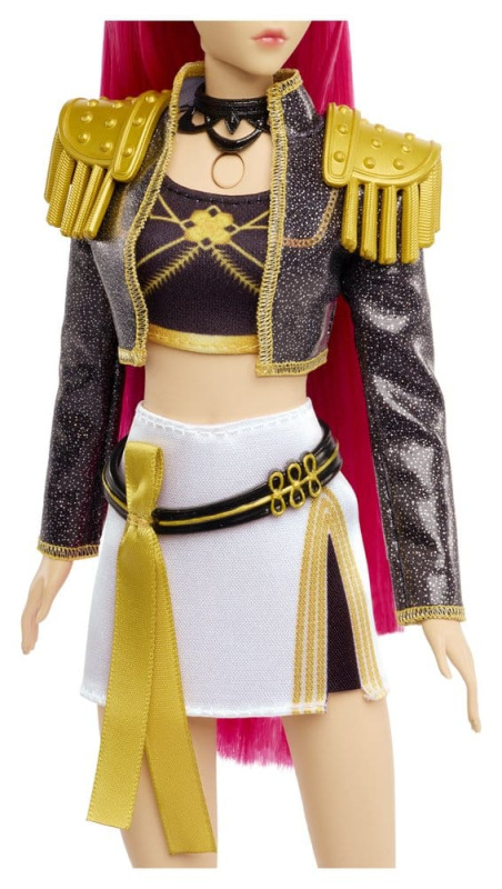 KPop Demon Hunters Singing Doll Huntrix Mira (Golden) 4
