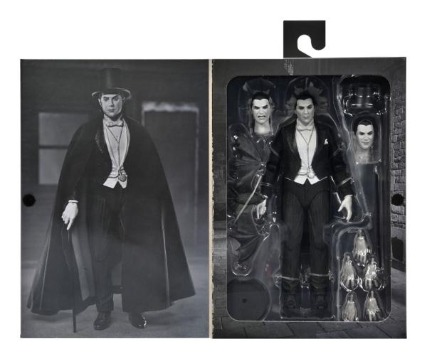 Universal Monsters: Dracula (Carfax Abbey) 18 cm Action Figure Ultimate - Neca