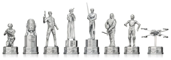 Star Wars Original Trilogy Chess Set 47 cm 8