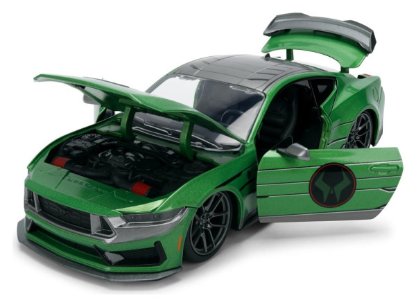 Marvel Diecast Model 1:24 Avengers Doctor Doom 2024 Ford 13