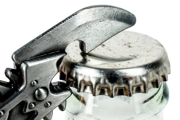 Warhammer 40,000 Bottle Opener Chaos Chainsword 5