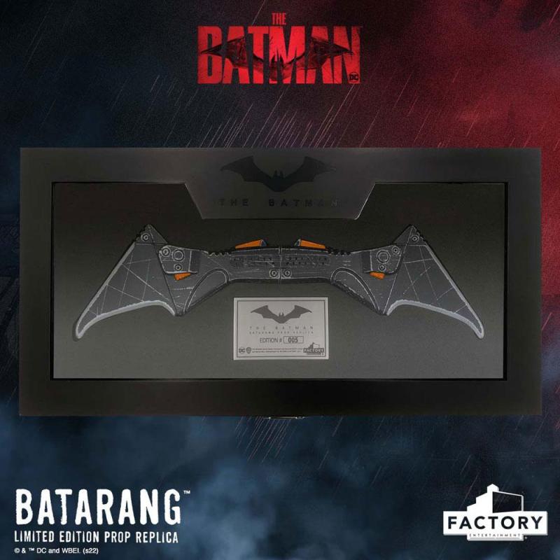 The Batman Prop Replica 1/1 Batarang Limited Edition 36 cm